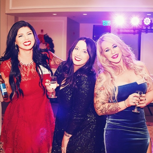 Meet your Posher, Krista - Picture 3 of 3